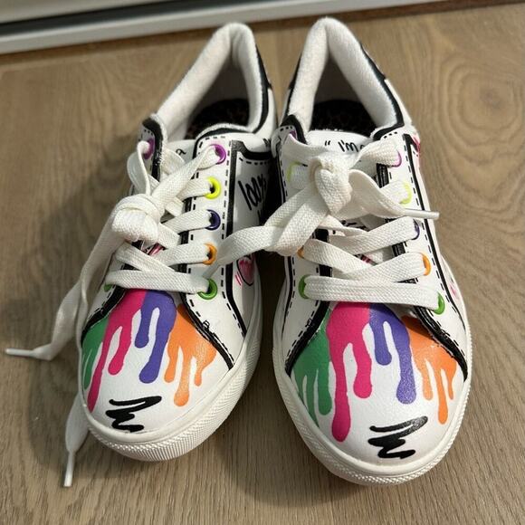 Kids Steve Madden Size 3 Graphic Sneakers - Picture 8 of 9